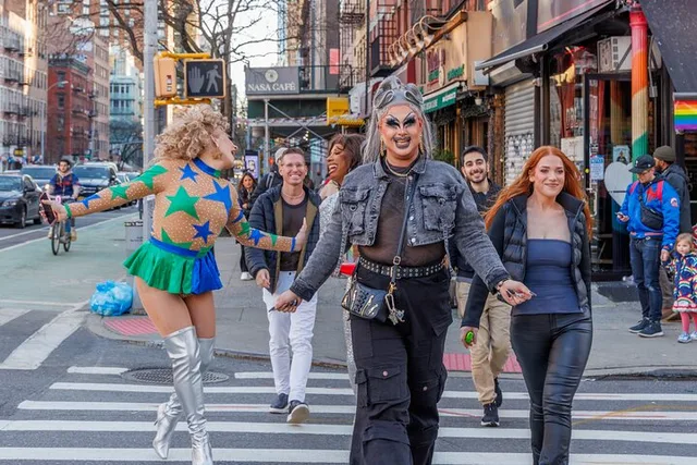 New York City Drag Bar Crawl - Image 2