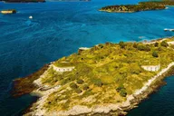 Portland Private Island Fort Tour thumbnail 3
