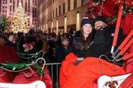 New York City Christmas Lights Carriage Ride thumbnail 2