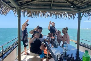 Clearwater Beach Tiki Tour with Unlimited Drinks 1.5 hr