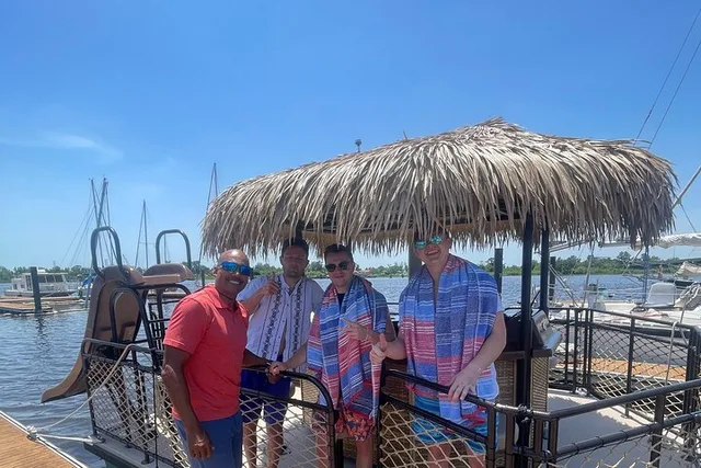 Wilmington Tiki Boat Tour on Cape Fear River 90 min - Image 4