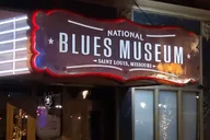 St. Louis City Trolley Tour thumbnail 6