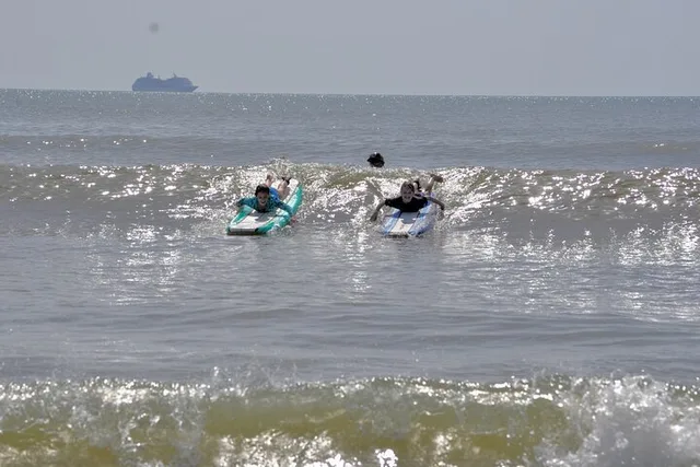 Cocoa Beach Surf Lesson - Image 4