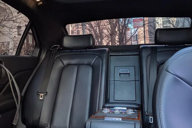 Chicago Sedan Transfer to O'Hare Airport - Image 3