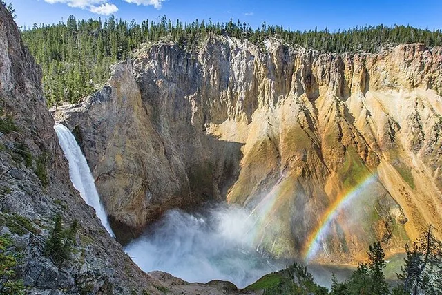 Yellowstone Grand Canyon Day Hike - Image 2