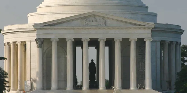 Washington DC Sightseeing Tour 4 hr - Image 4