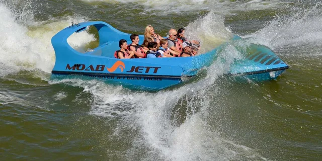 Moab Jet Boat Adventure Tour 2 hr - Image 4