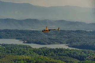 Greenville Helicopter Tour from Lake to Mountain