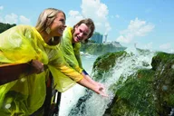 Niagara Falls Cross-Border Tour thumbnail 1