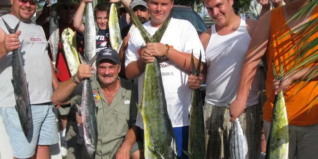 Fort Lauderdale Deep Sea Drift Fishing Trip 4 hr - Image 5