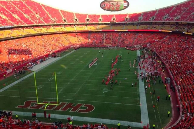 Kansas City Chiefs Football Game at Arrowhead Stadium - Image 3