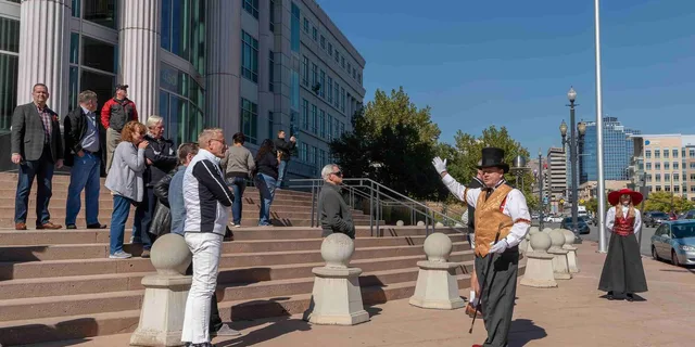 Salt Lake City Trolley Tour with Theatrical Guides - Image 3