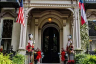 Savannah Christmas Walking Tour thumbnail 6