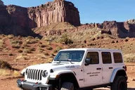 Moab Arches & Canyonlands Backcountry 4X4 Jeep Tour thumbnail 2