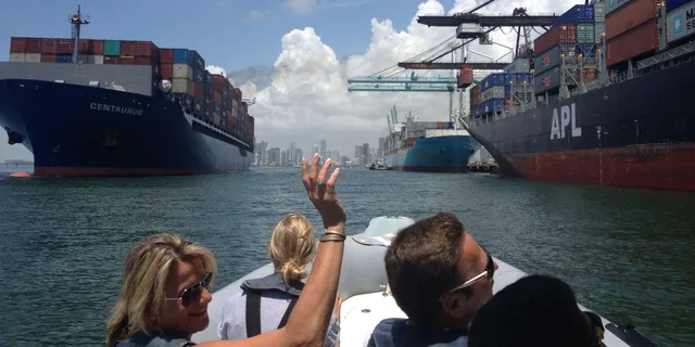 Miami Small Group Boat Tour with Stiltsville - Image 3