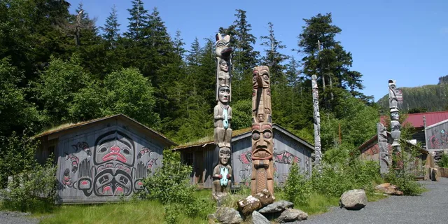 Ketchikan Potlatch Park and Wildlife Van Tour 2.5 hr - Image 1