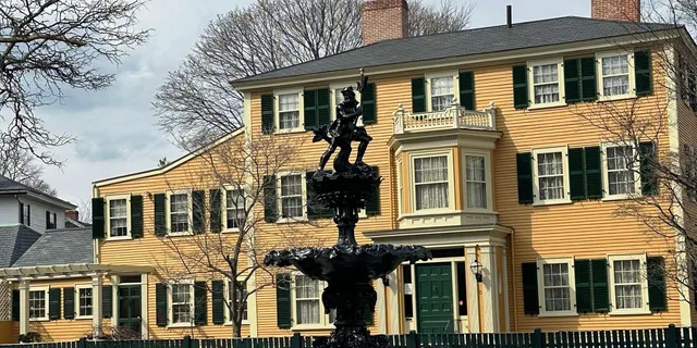 Salem Merchants and Mansions Architecture Tour 2 hr - Image 5