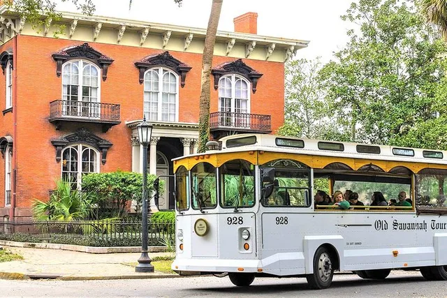 Savannah Historic Sightseeing Trolley Tour - Image 2