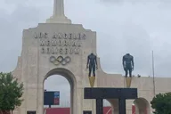 Los Angeles Sightseeing Tour from LAX thumbnail 4