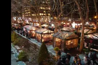 New York Holiday Lights Rickshaw Tour 1 hr thumbnail 6