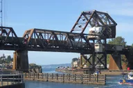 Seattle Scenic Bus Tour with Ballard Locks thumbnail 1