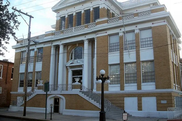 Ybor City Immigrant Influence Walking Tour - Image 6