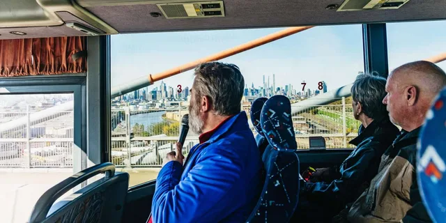 New York City Boroughs Sightseeing Bus Tour - Image 5