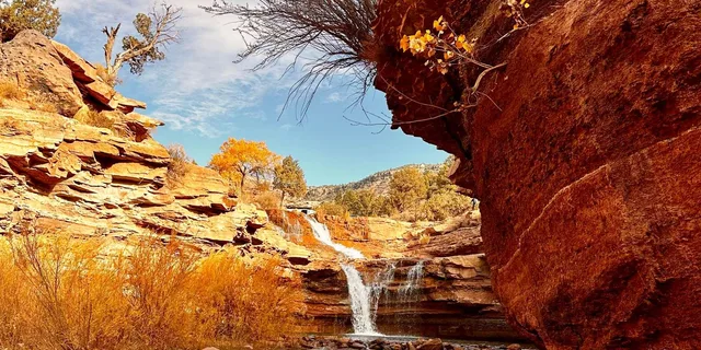St. George Jeep Tour to Toquerville Falls - Image 2