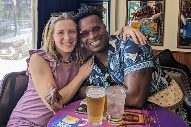 Honolulu Pub Crawl with Hidden History 2 hr - Image 4