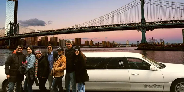 New York City Private Limousine Tour - Image 2