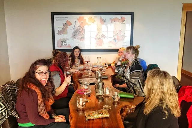 Portland Wine and Whisky Tour - Image 4