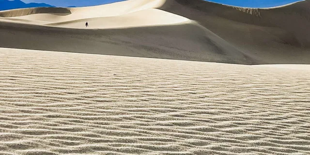 Death Valley Private Tour and Hike - Image 1