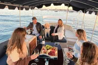 Newport Beach Electric Boat Rental thumbnail 4