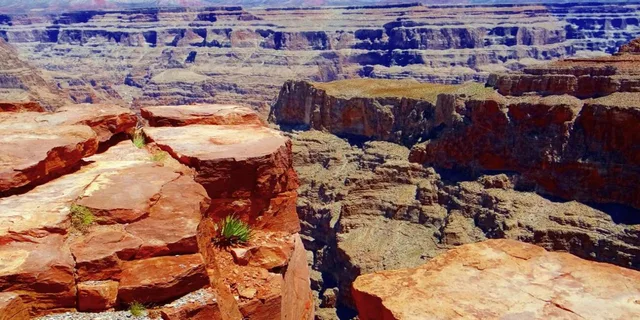 Las Vegas Grand Canyon West Tour with Hoover Dam - Image 6
