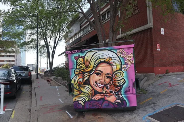 Nashville Music Row Walking Tour - Image 6