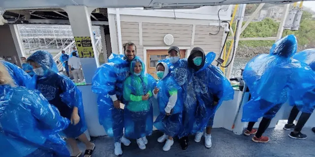 Niagara Falls Maid of the Mist Boat Tour - Image 6