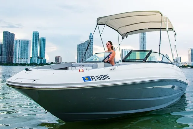 Fort Lauderdale Romantic Sunset Boat Cruise - Image 5