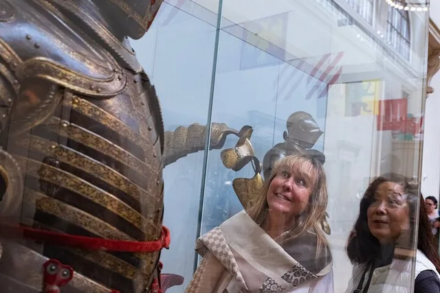 New York Literary Tour at the Metropolitan Museum - Image 5