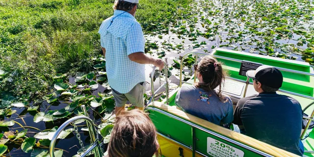 Orlando Florida Everglades Airboat Tour 1.5 hr - Image 1
