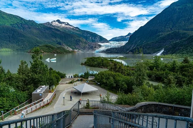 Juneau Mendenhall Glacier Tour 3 hr - Image 1
