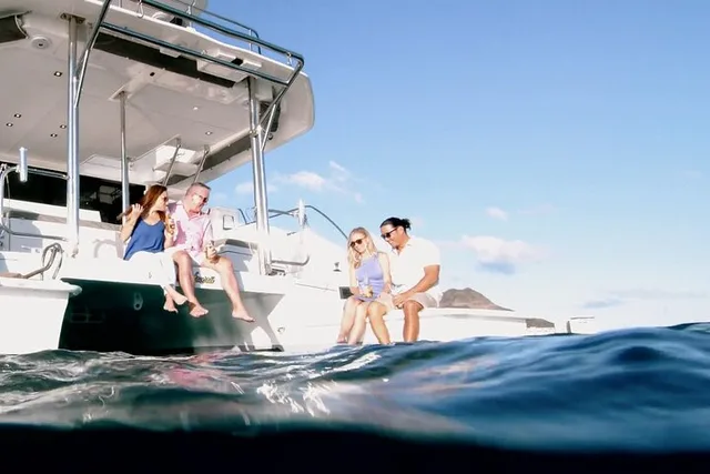 Waikiki Yacht Snorkel with Lunch - Image 6