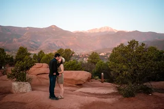 Colorado Springs Photoshoot Garden of the Gods 1 hr
