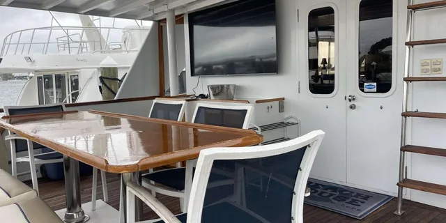 Tampa Bay Yacht Charter - Image 6