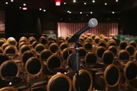 Los Angeles Hollywood Night Tour with Dinner & Comedy Show thumbnail 3