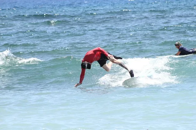 Lahaina Surf Lesson - Image 6