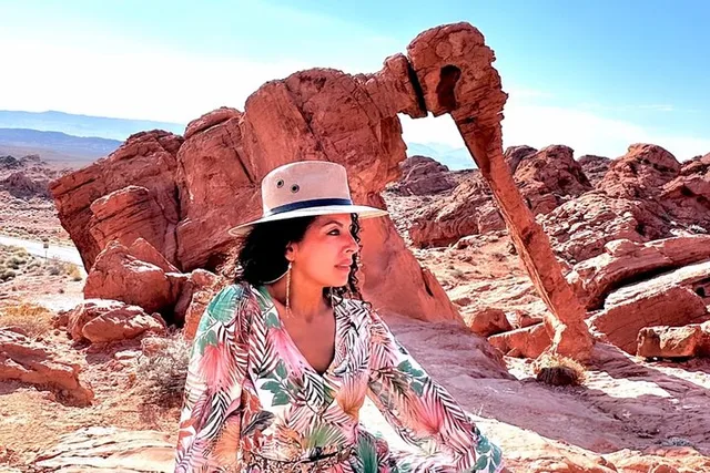 Las Vegas Valley of Fire and Red Rock Canyon Tour - Image 6