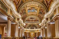 Las Vegas Strip Walking Tour thumbnail 6