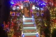 New York City Dyker Heights Christmas Lights Walking Tour thumbnail 5