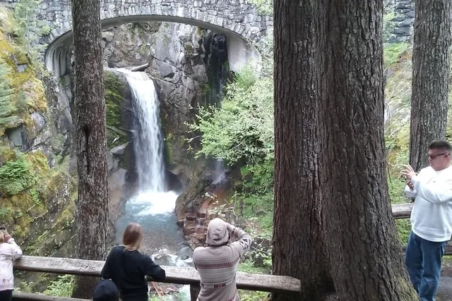 Seattle Mount Rainier Tour - Image 2