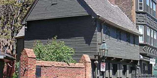 Boston Freedom Trail Walking Tour 2 hr - Image 2